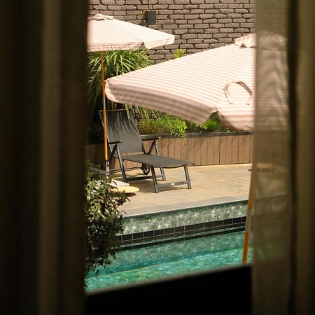 Communal Hotel Kutaisi Eksteriør bilde