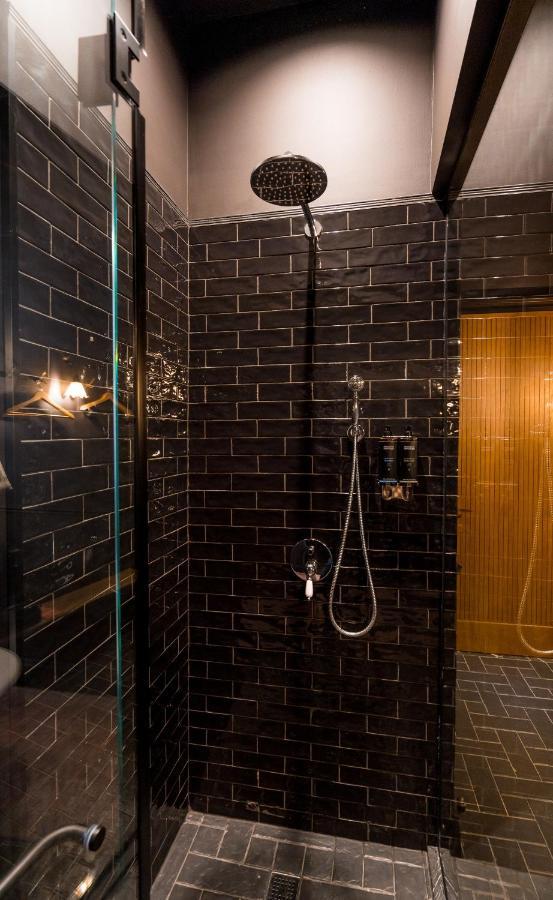 Communal Hotel Kutaisi Eksteriør bilde