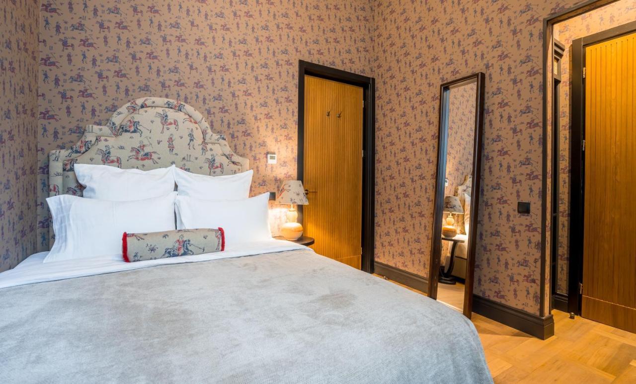 Communal Hotel Kutaisi Eksteriør bilde