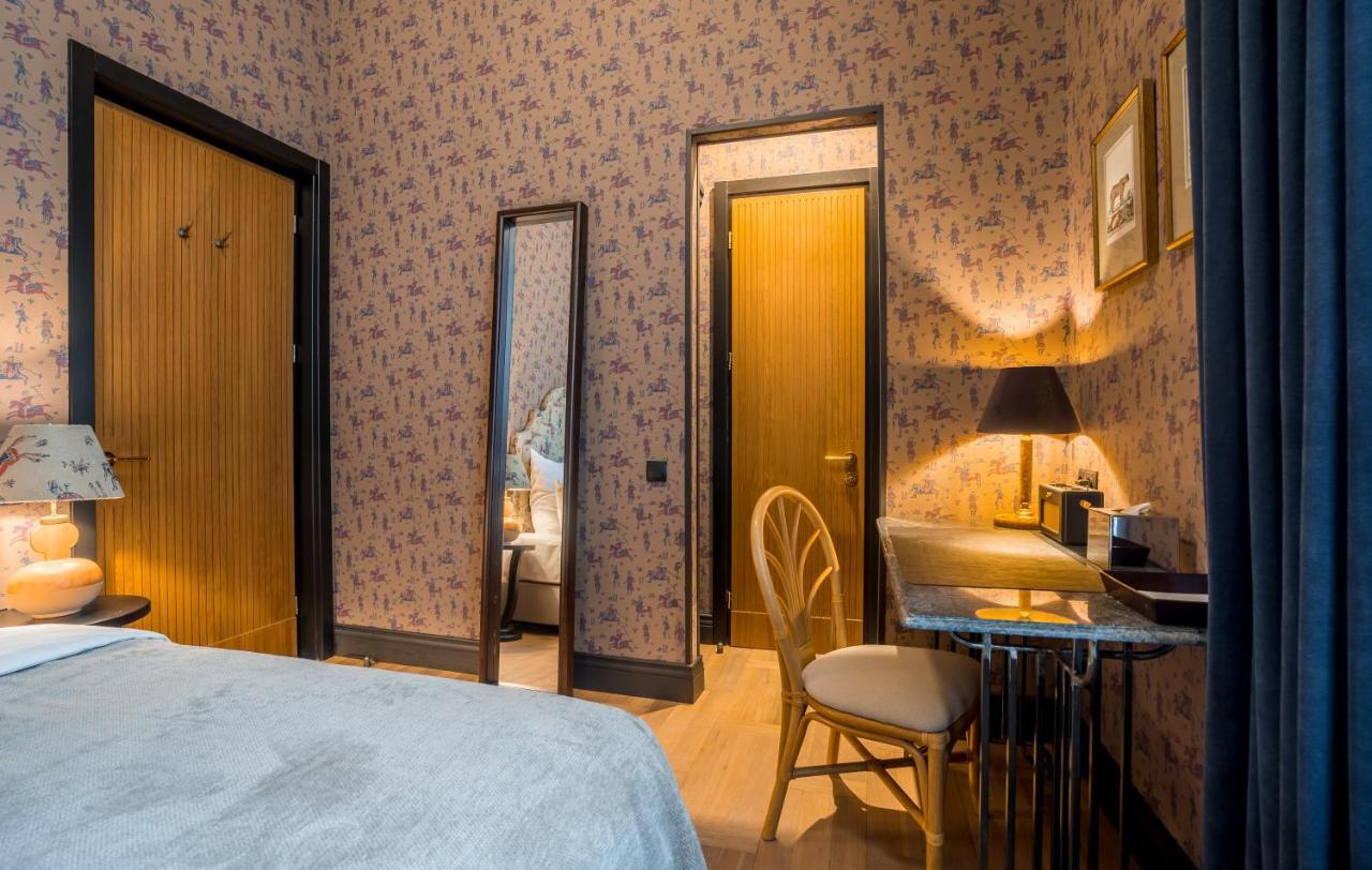 Communal Hotel Kutaisi Eksteriør bilde