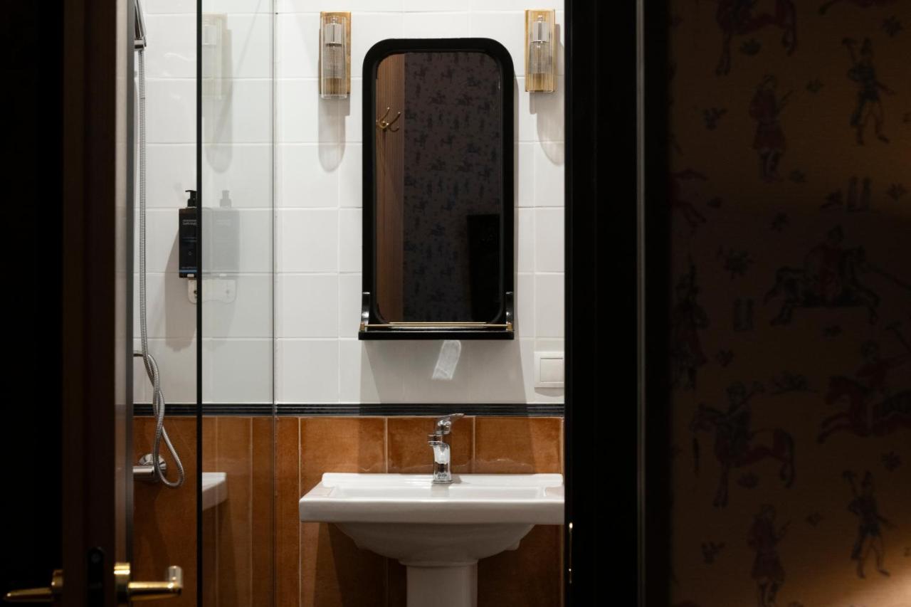 Communal Hotel Kutaisi Eksteriør bilde