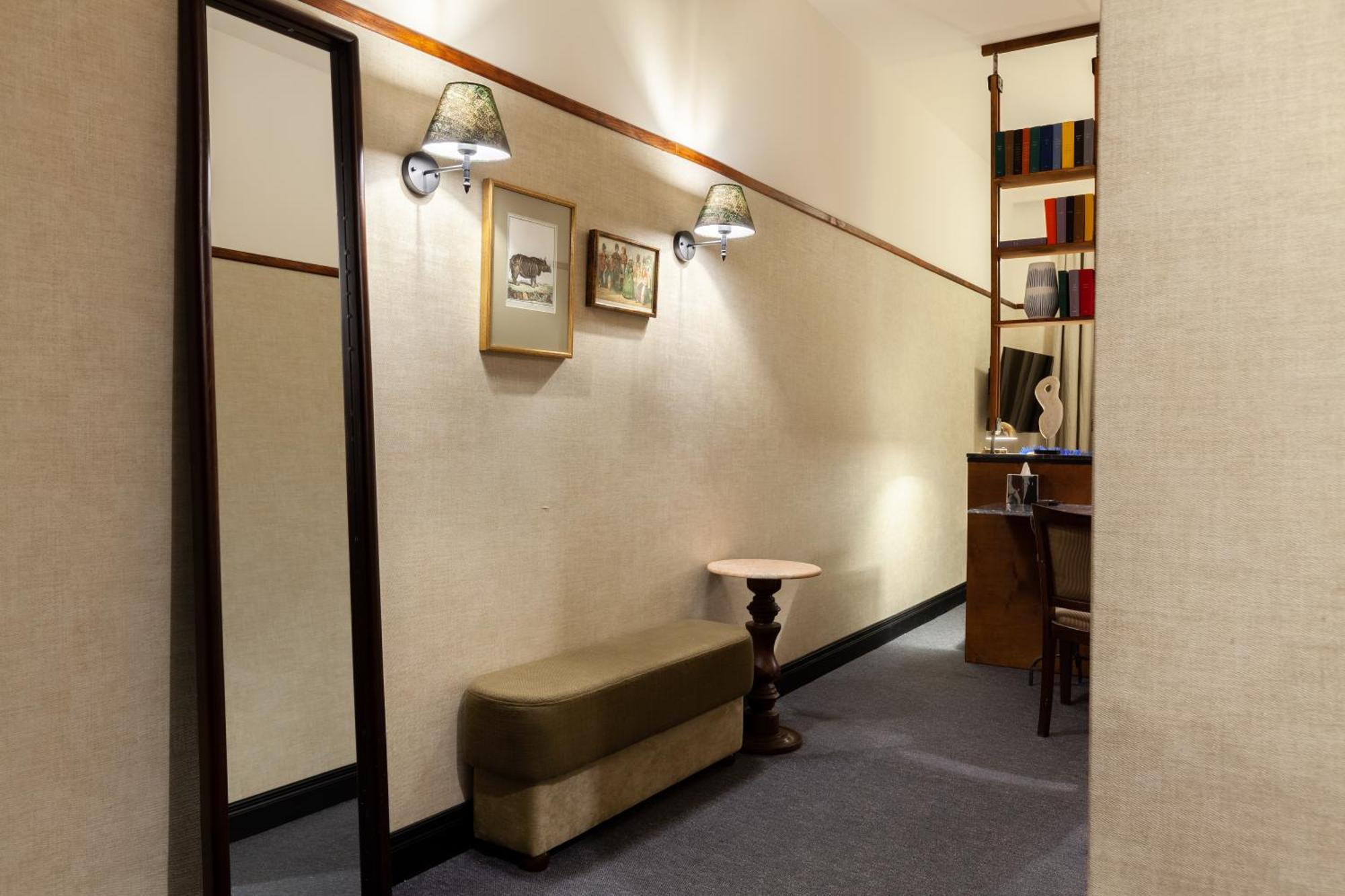 Communal Hotel Kutaisi Eksteriør bilde